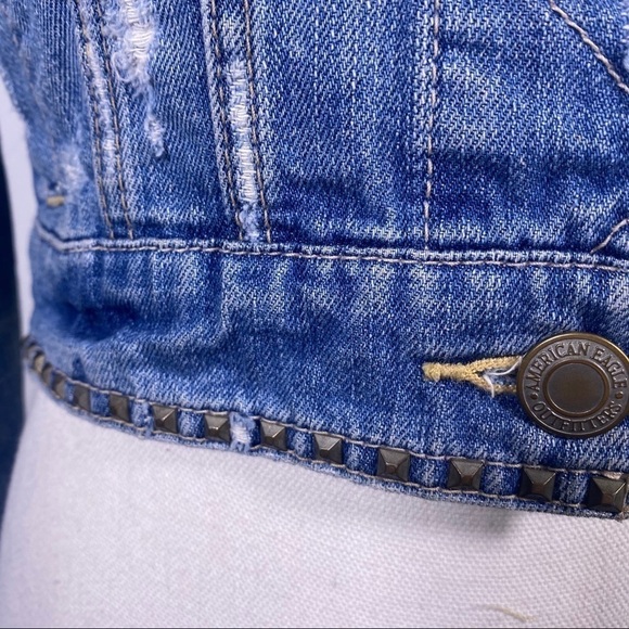 AMERICAN Eagle Studded Distressed Denim Jacket - Picture 8 of 14